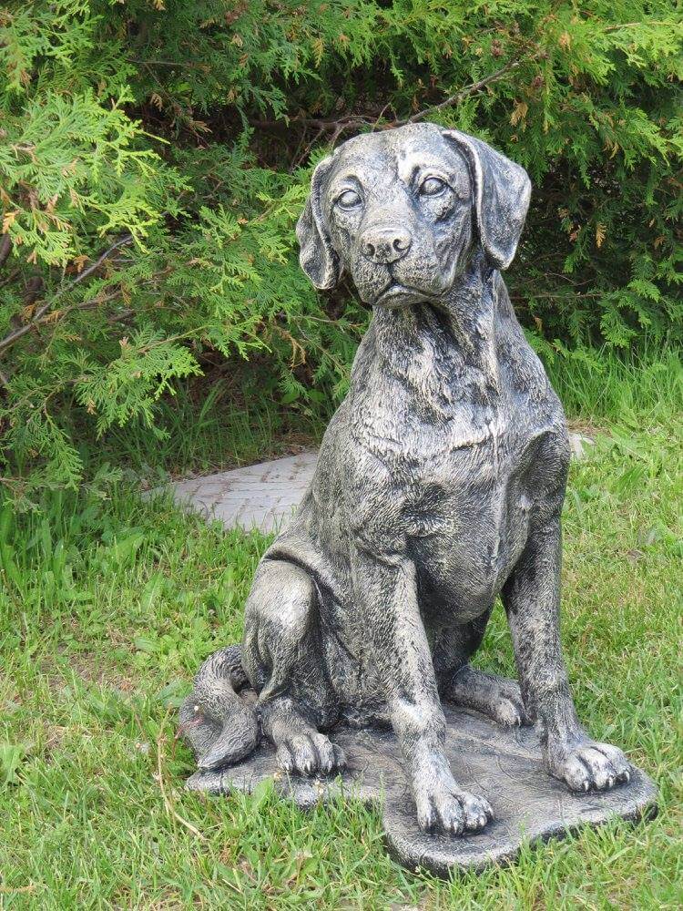 Country Garden Concrete S Made, Dog Garden Statues Canada