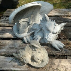 Dangle Sleeping Dragon